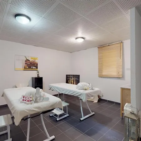 Le Hameau & Piscine 2 Pieces 6pers By Alpvision Residences